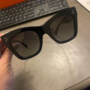 Celine polarized sunglasses. Black frame. Authentic glasses. Best offer.